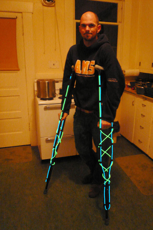 accELeration speedcrutches with light on